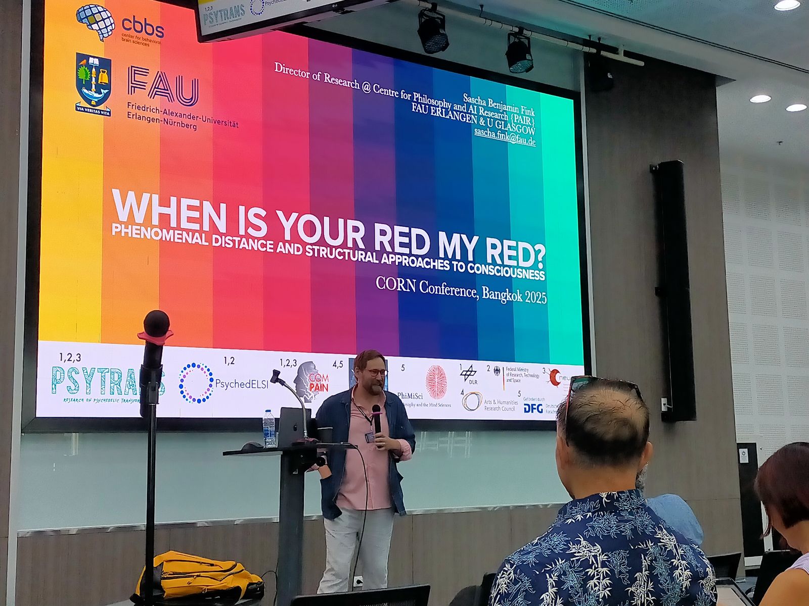 サシャ・フィンク氏の基調講演「When is your red my red?」